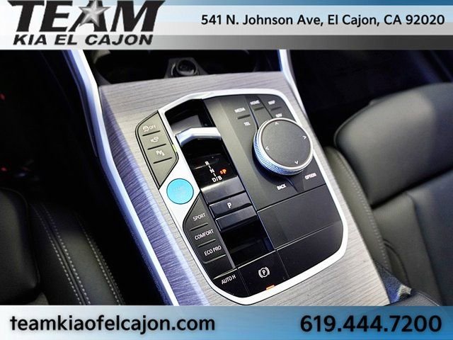 Used 2025 BMW i4 eDrive40 image 32