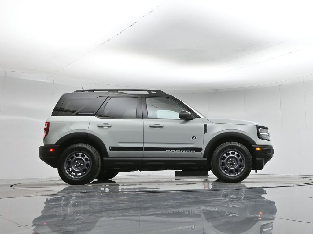 Certified 2024 Ford Bronco Sport Outer Banks w/ Tech Package image 54