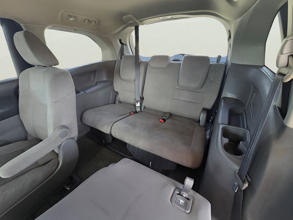 Used 2013 Honda Odyssey LX image 12