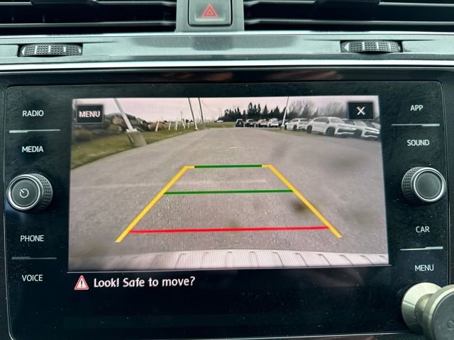 Used 2019 Volkswagen Tiguan SE w/ Panoramic Sunroof Package image 30