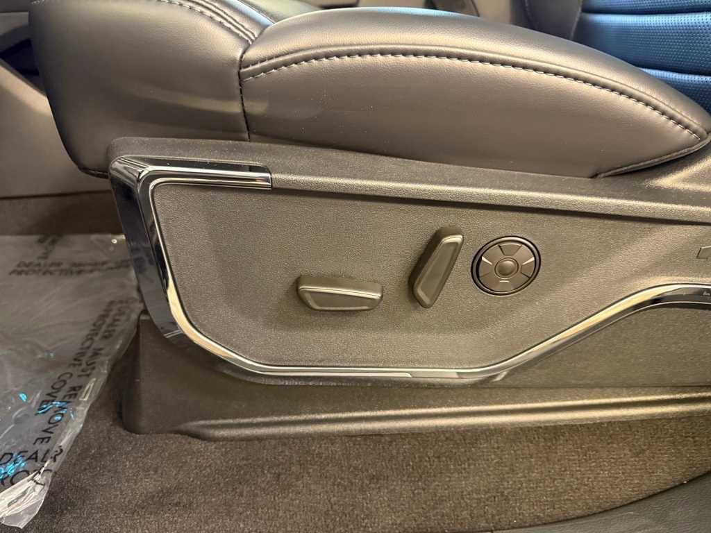 New 2026 Ford F350 Platinum image 5