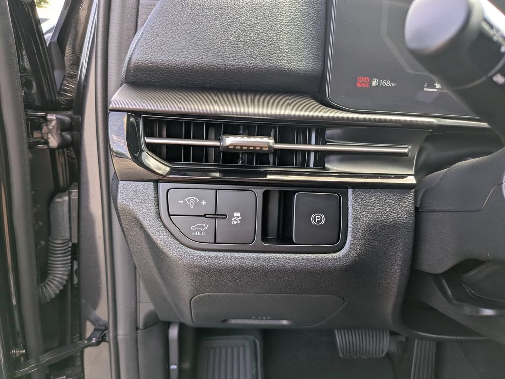 Certified 2026 Kia Sportage SX FWD image 30