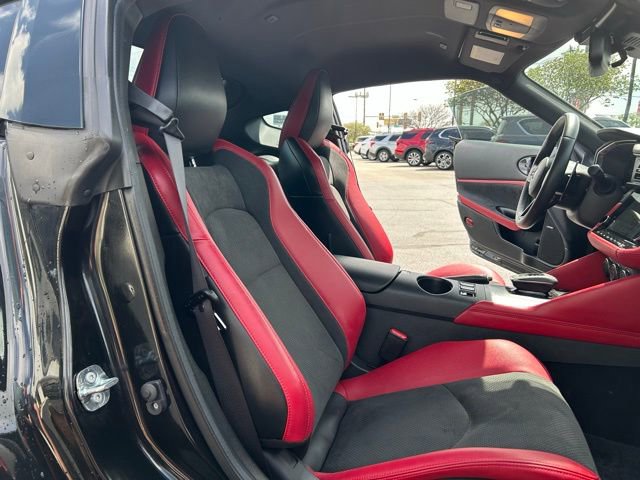 Used 2024 Nissan Z Performance w/ Floor Mat Package RWD image 22
