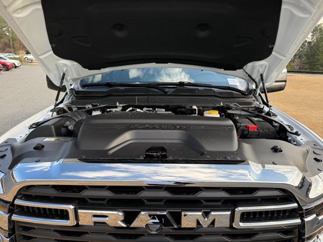 New 2026 RAM 3500 Tradesman AWD/4WD image 31