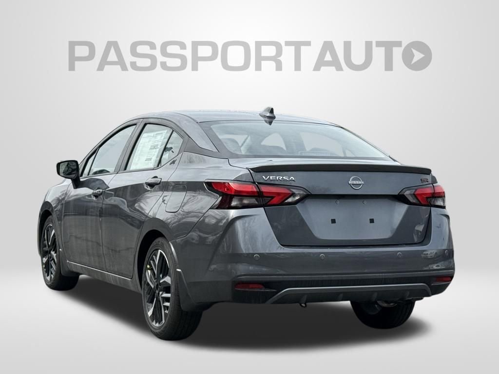 New 2025 Nissan Versa SR w/ Trunk Package image 4