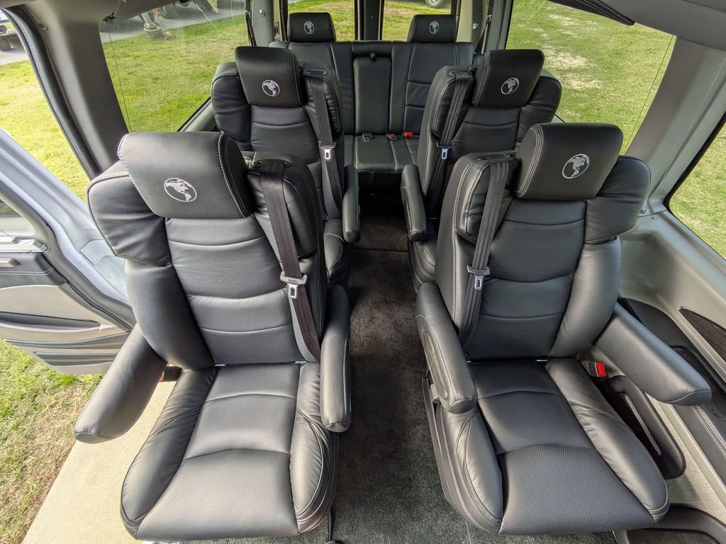 New 2026 Chevrolet Express 2500 Extended RWD image 36