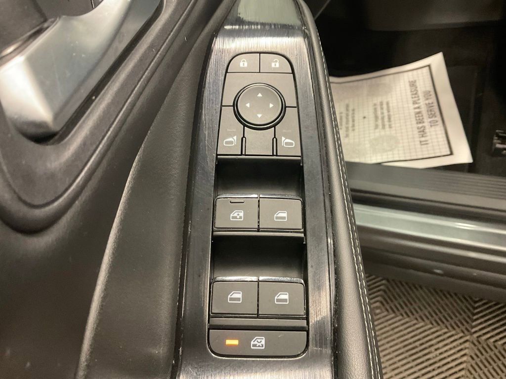 Used 2023 Nissan Rogue SV w/ SV Premium B Package AWD/4WD image 16