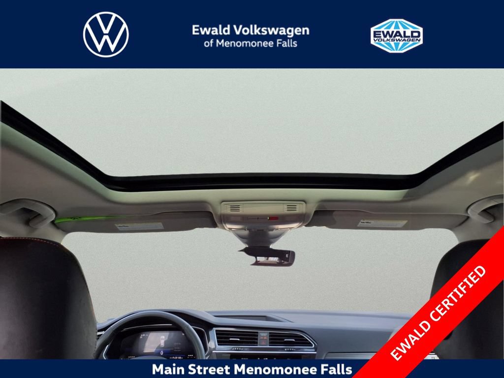 Used 2024 Volkswagen Tiguan Wolfsburg Edition AWD/4WD image 27