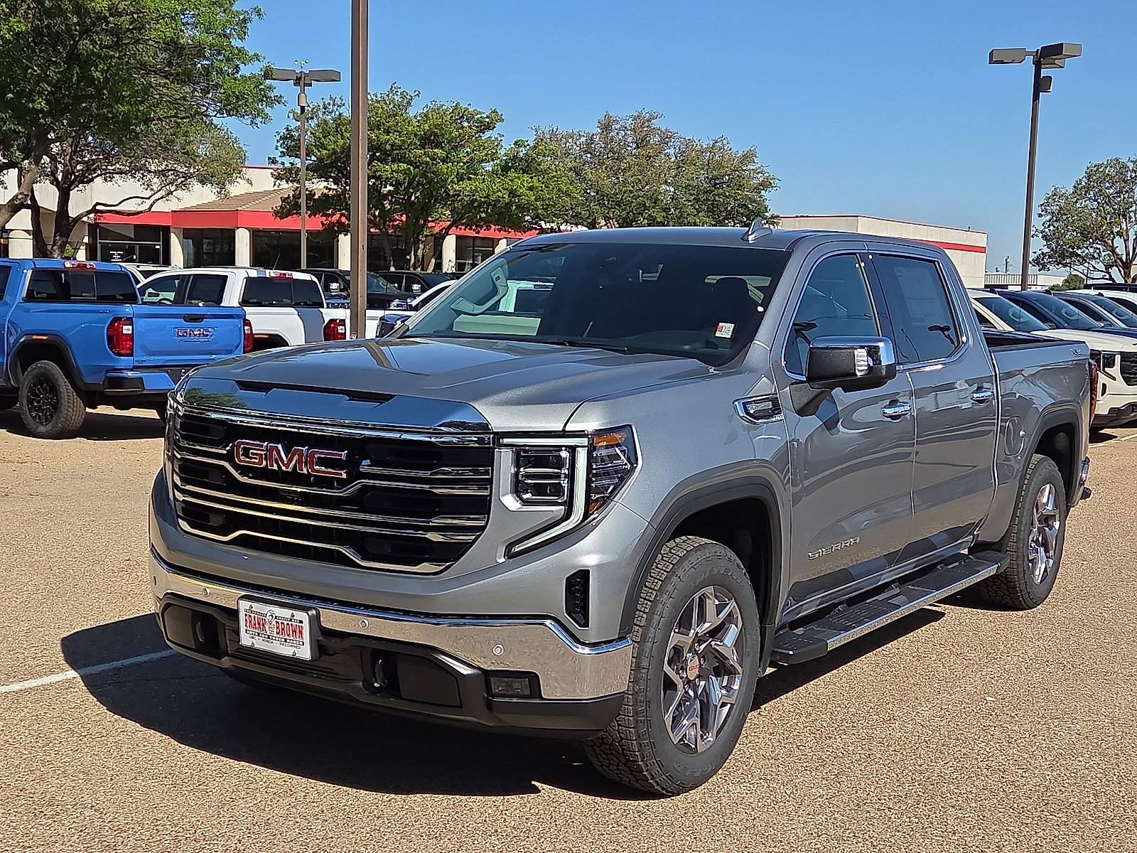 New 2026 GMC Sierra 1500 SLT AWD/4WD image 1