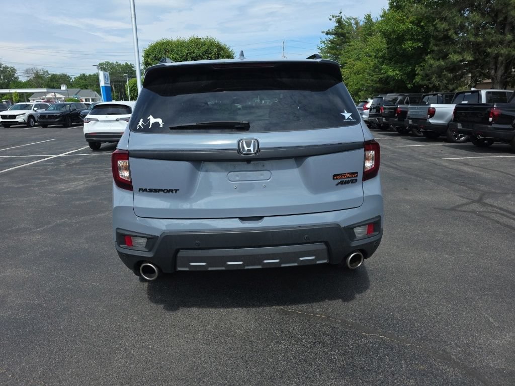 Used 2023 Honda Passport TrailSport image 6