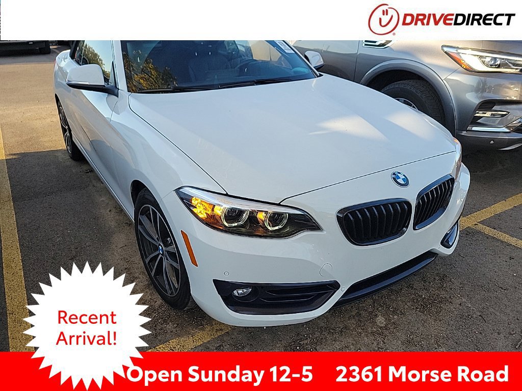 Used 2020 BMW 230i xDrive Convertible AWD/4WD image 1