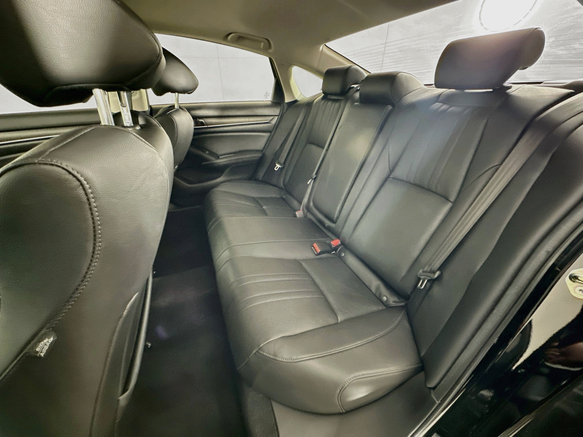 Used 2020 Honda Accord Touring image 27
