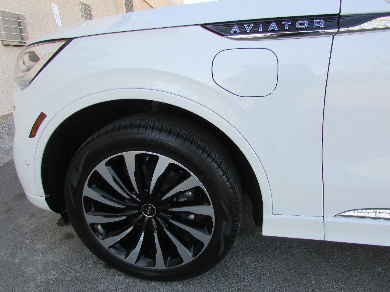 Used 2020 Lincoln Aviator Black Label Grand Touring w/ Class IV Trailer Tow Package image 41