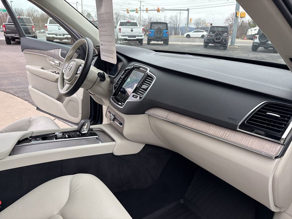 Certified 2023 Volvo XC90 B6 Plus w/ Protection Package Premier image 37
