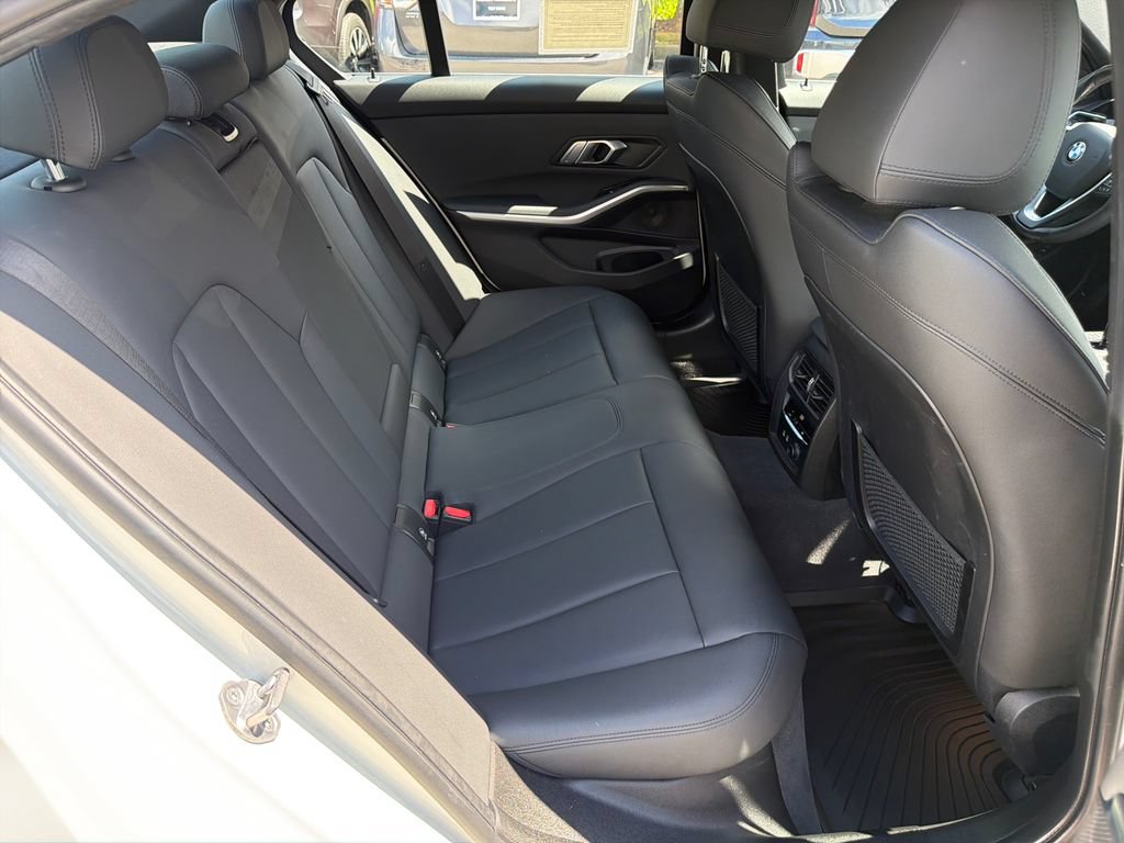 Used 2019 BMW 330i Sedan w/ Convenience Package RWD image 15