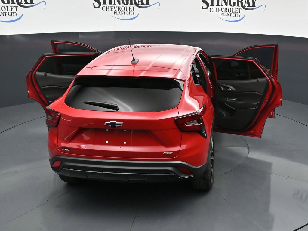 Used 2026 Chevrolet Trax RS image 26