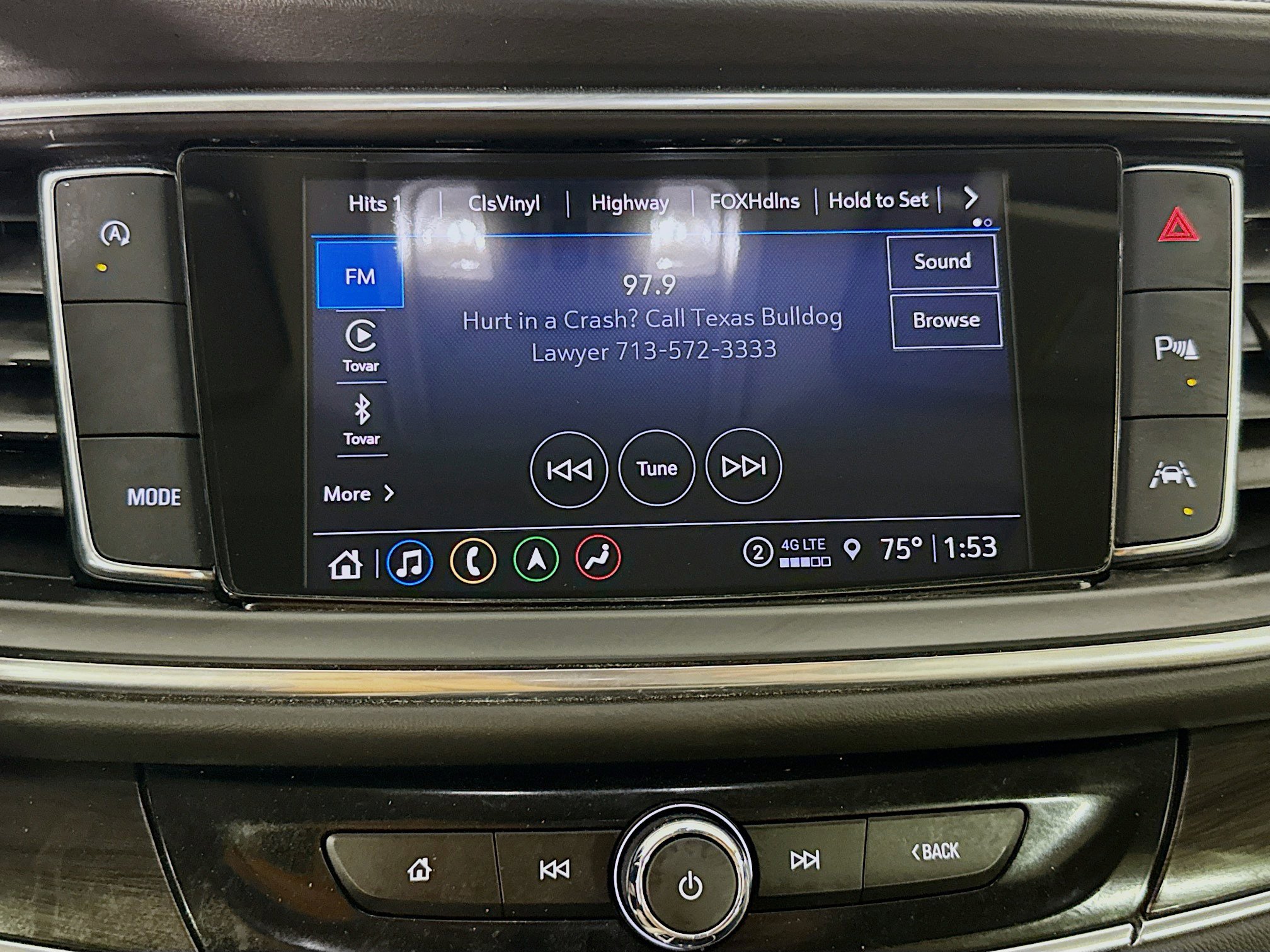 Used 2023 Buick Enclave Essence w/ Experience Buick Package FWD image 17