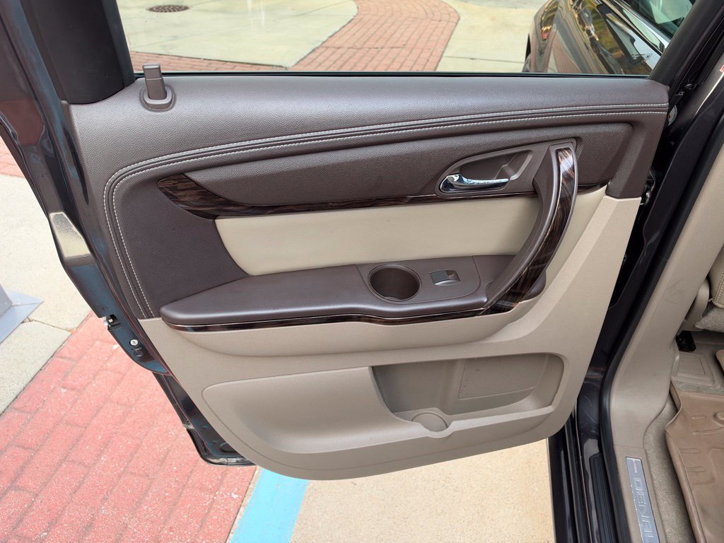 Used 2016 GMC Acadia Denali AWD/4WD image 15
