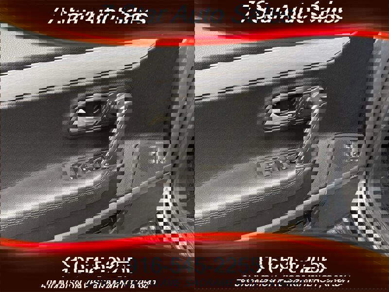 Used 2013 Volkswagen CC R-Line image 7