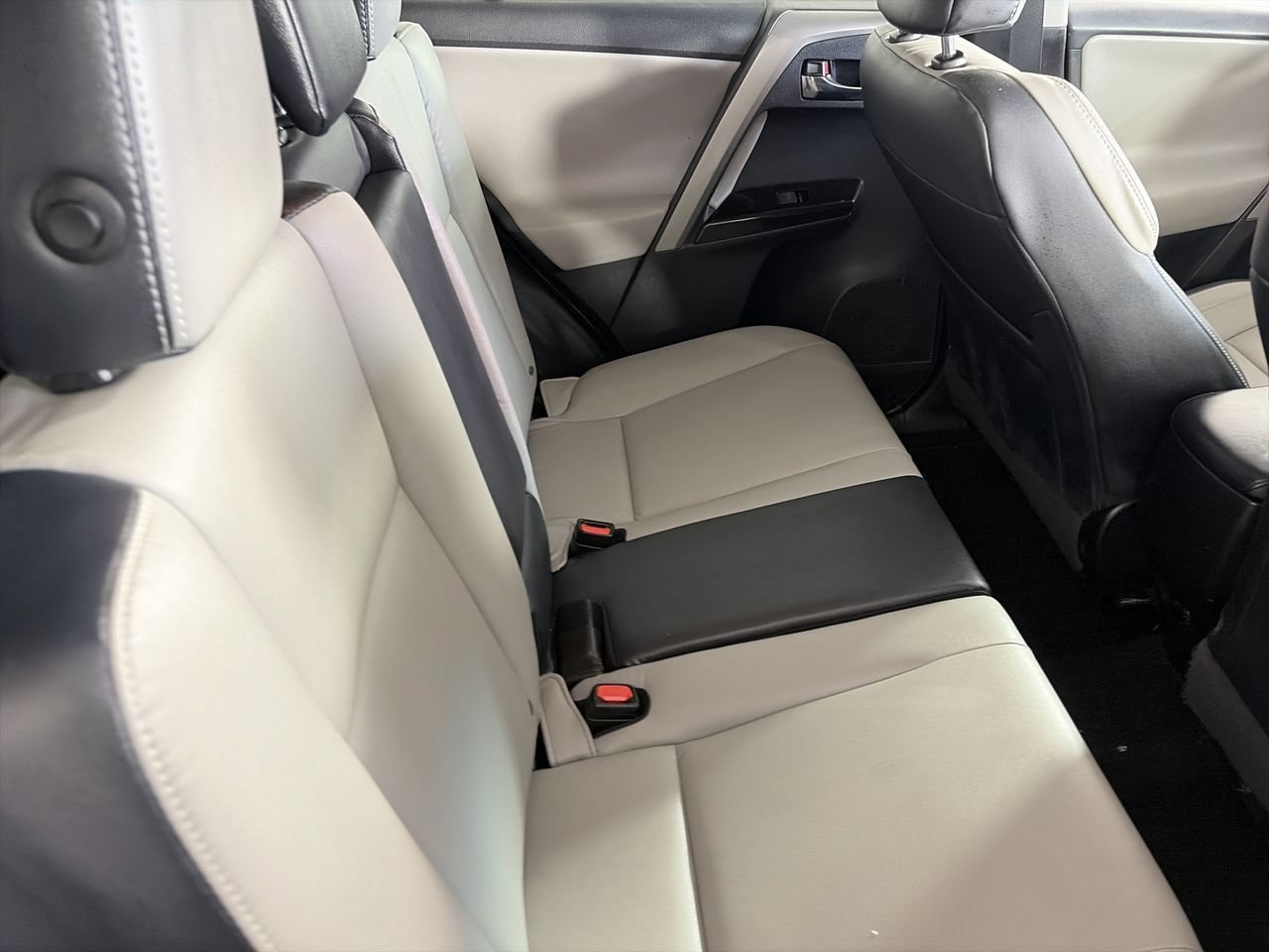 Used 2018 Toyota RAV4 Limited w/ Protection Package FWD image 24