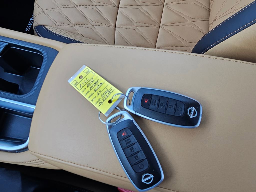 Used 2025 Nissan Sentra SV w/ SV Premium Package image 25