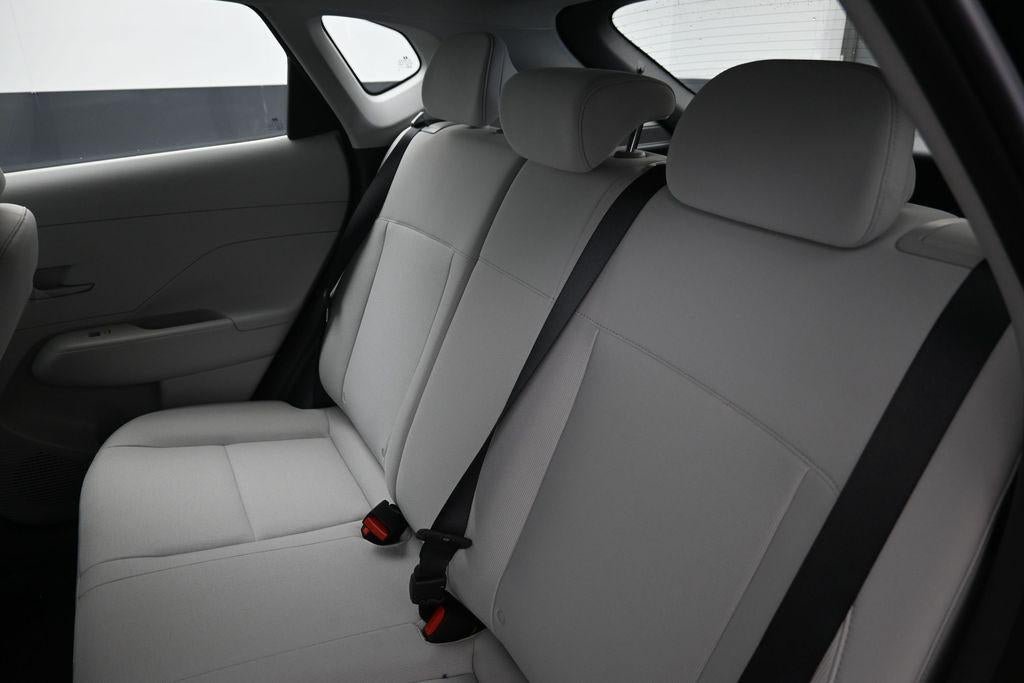 New 2027 Hyundai Kona SE FWD image 25