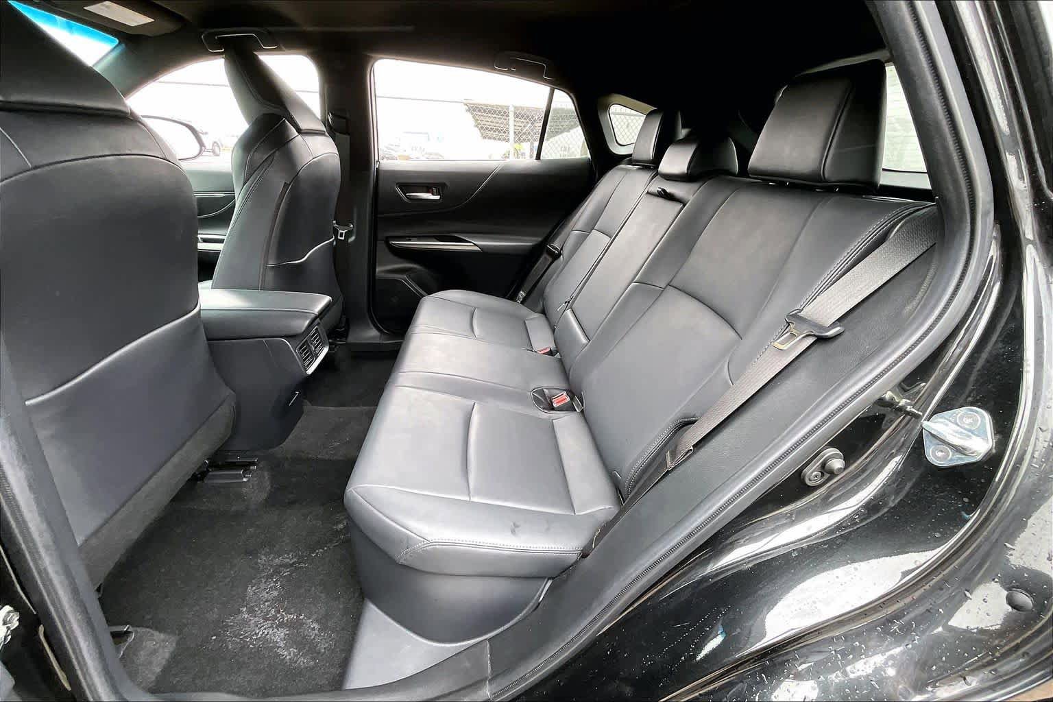 Used 2023 Toyota Venza Nightshade AWD/4WD image 19