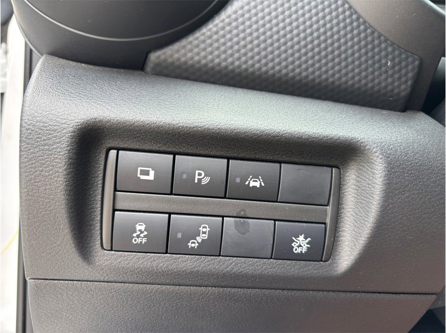 Used 2021 Nissan Kicks S FWD image 27