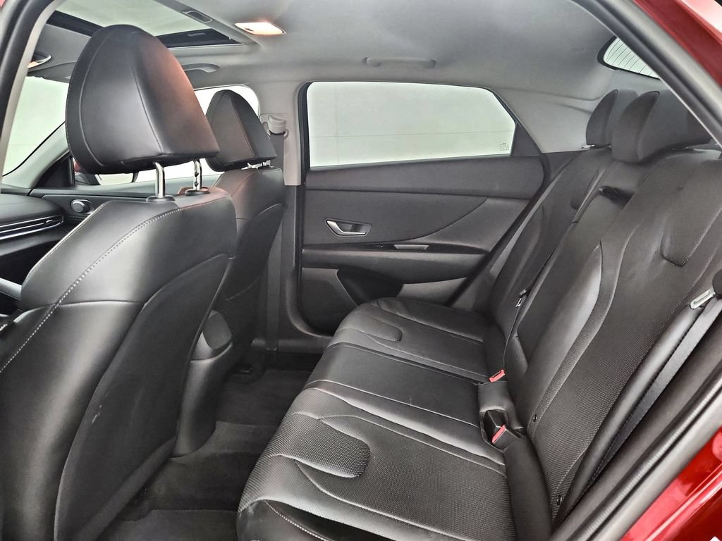 Used 2023 Hyundai Elantra Limited FWD image 35