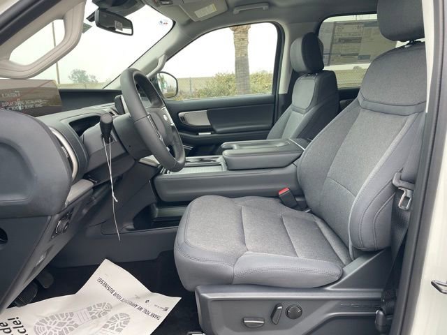 New 2026 Ford Expedition Active image 20