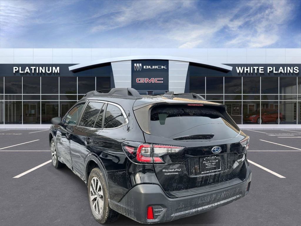 Used 2022 Subaru Outback Premium image 5