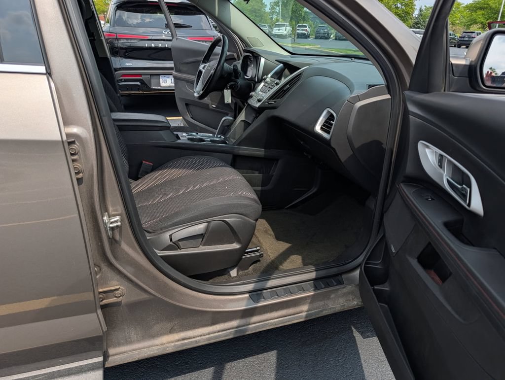 Used 2012 Chevrolet Equinox LT w/ All-Star Package FWD image 25