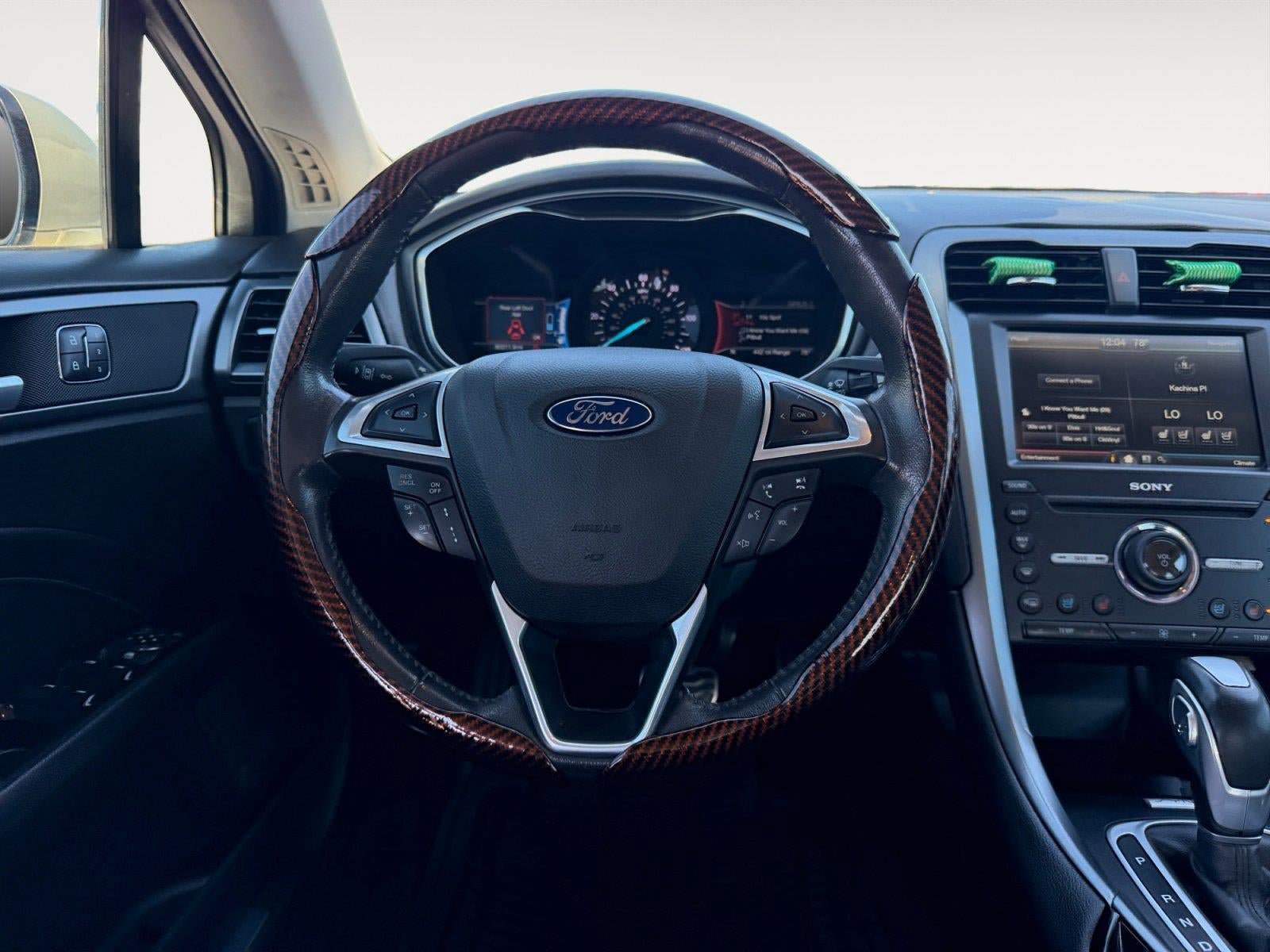 Used 2016 Ford Fusion Energi Titanium w/ Driver Assist Package FWD image 12