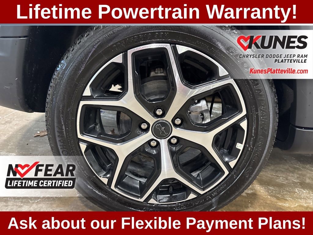 Used 2025 Jeep Compass Limited image 13