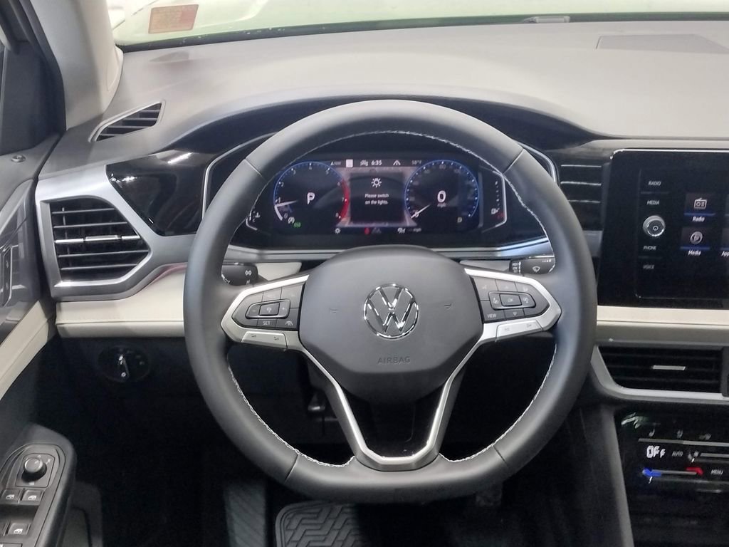 New 2026 Volkswagen Taos SEL AWD/4WD image 34