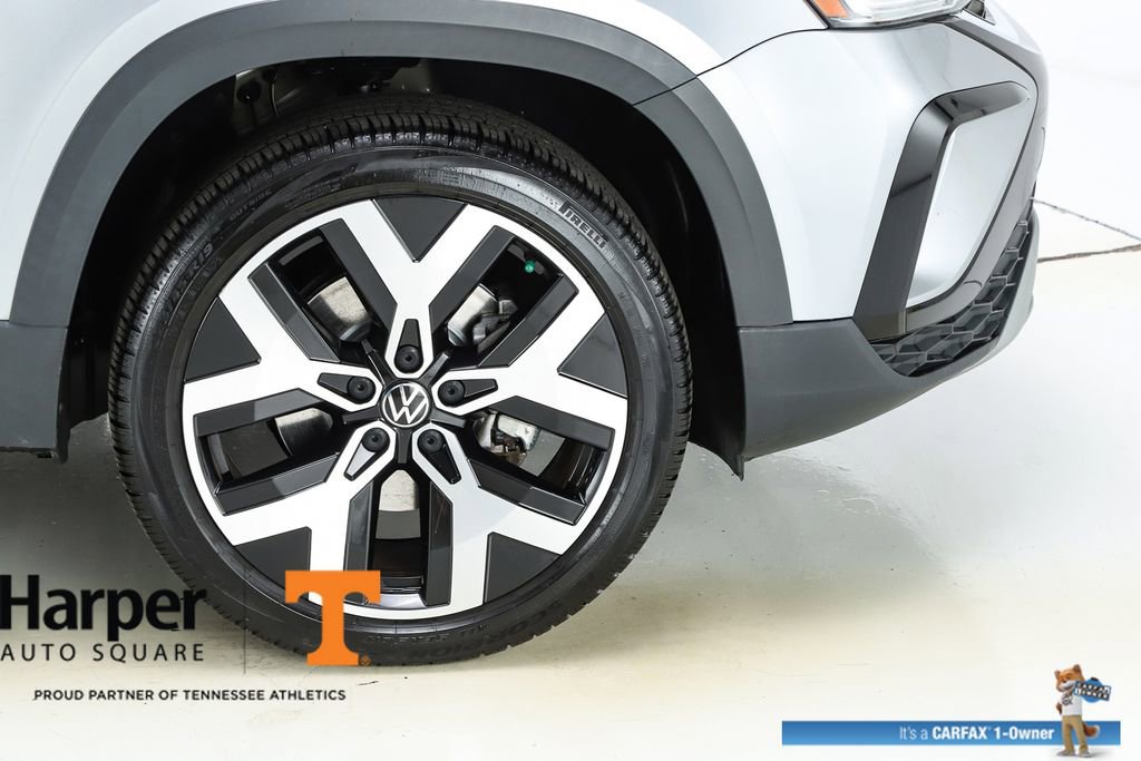 Used 2023 Volkswagen Taos SEL AWD/4WD image 52