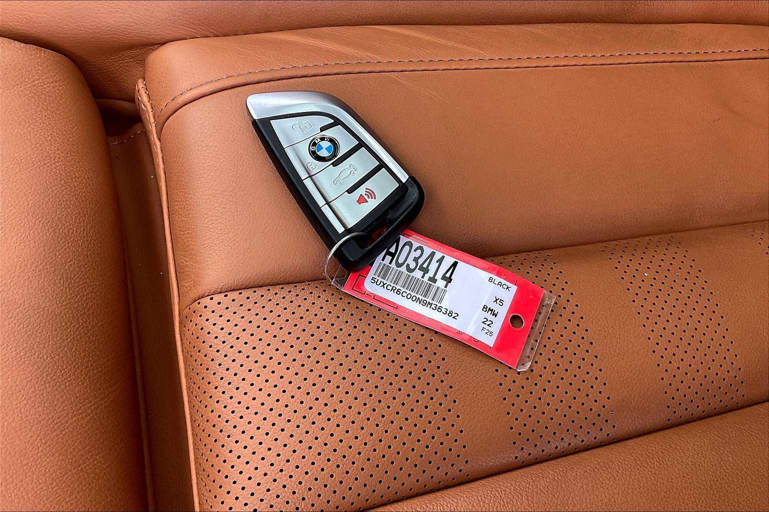 Used 2022 BMW X5 xDrive40i w/ M Sport Package image 30