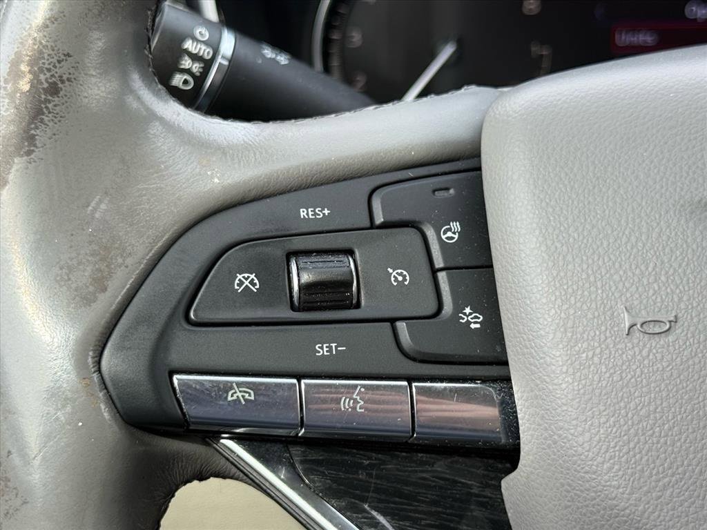 Used 2021 Cadillac XT6 Premium Luxury image 22