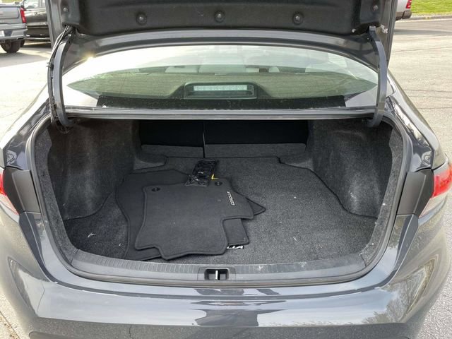 Used 2025 Toyota Corolla LE image 13