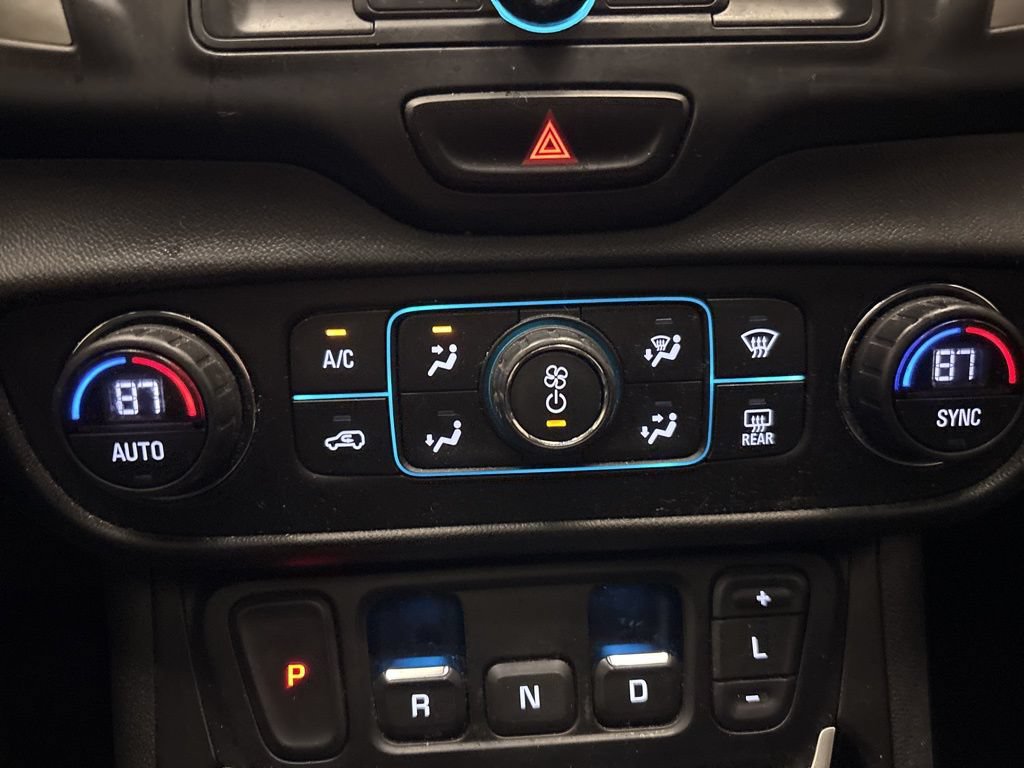 Used 2018 GMC Terrain SLE w/ Driver Convenience Package AWD/4WD image 18