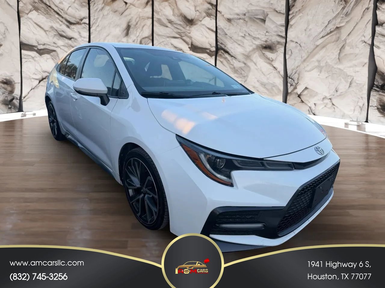 Used 2021 Toyota Corolla SE FWD image 2