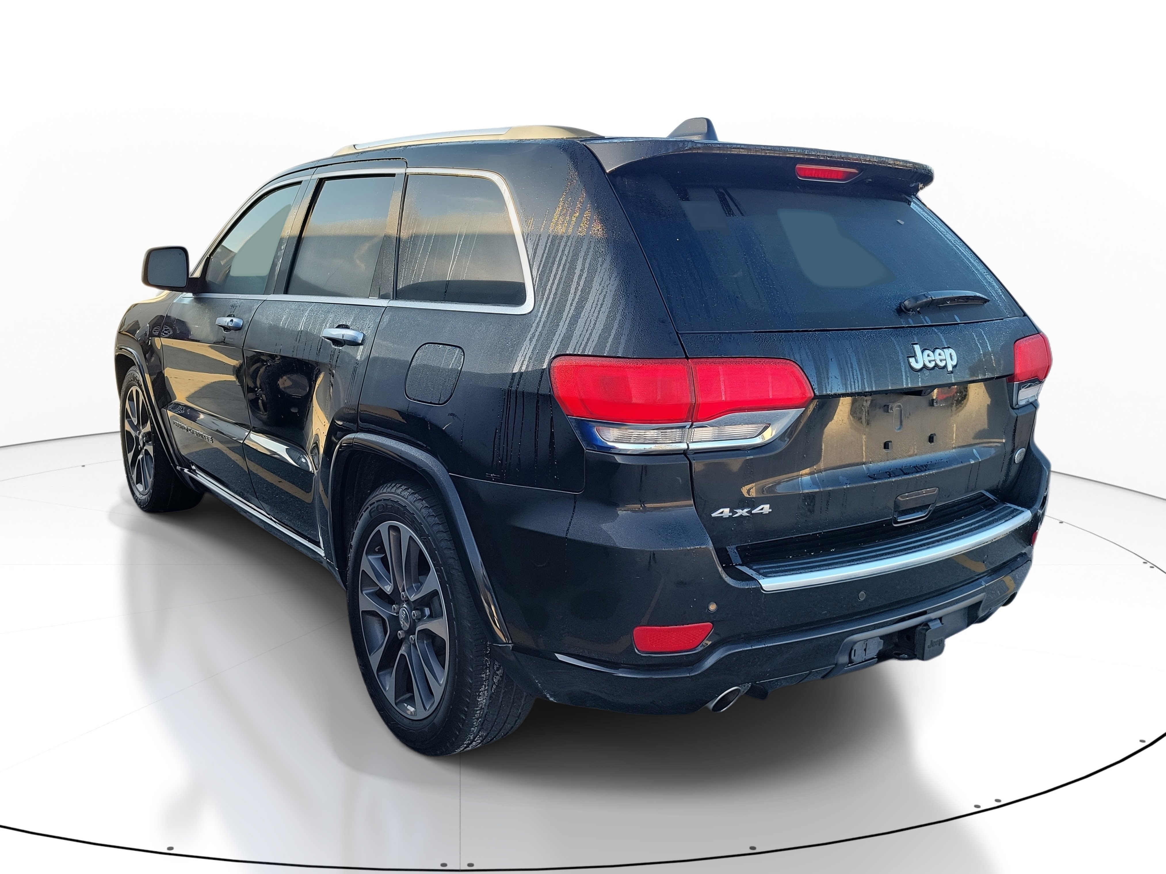 Used 2018 Jeep Grand Cherokee Overland image 7