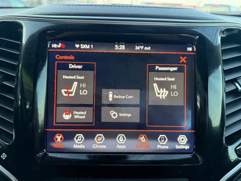 Used 2019 Jeep Cherokee Limited AWD/4WD image 26