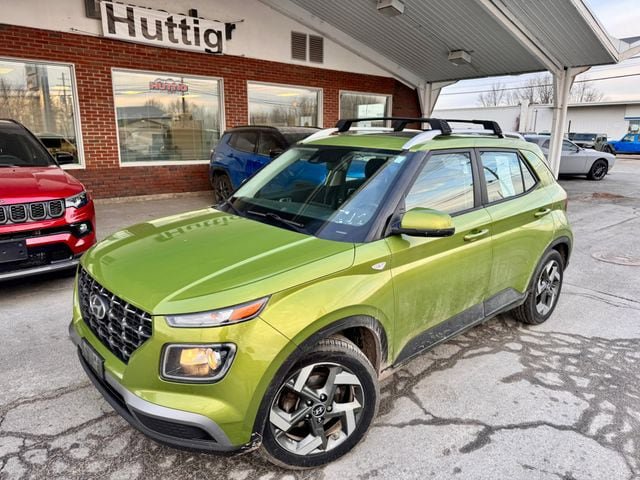 Used 2022 Hyundai Venue SEL image 1