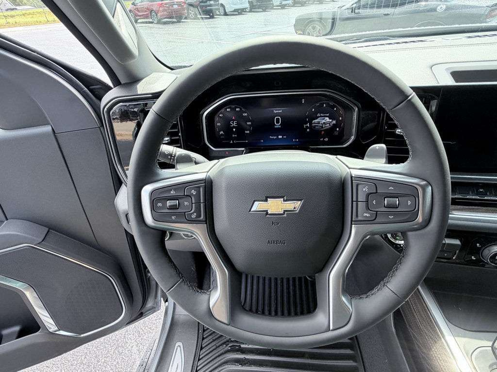 New 2026 Chevrolet Silverado 1500 LT w/ Leather Package AWD/4WD image 12