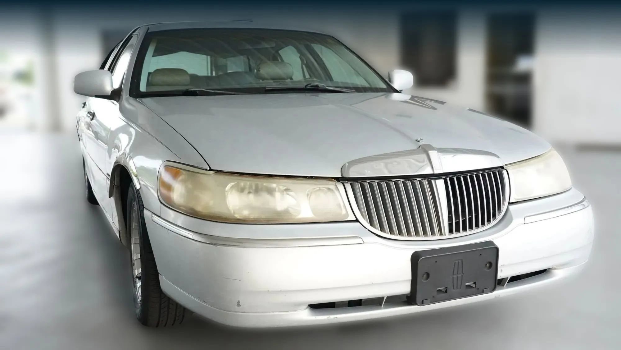 Used 1998 Lincoln Town Car Executive