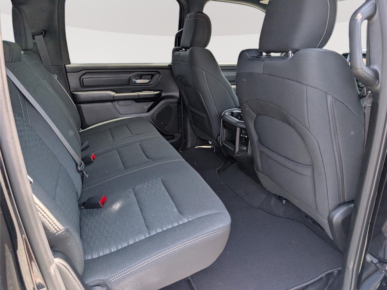 New 2026 RAM 1500 Express AWD/4WD image 7