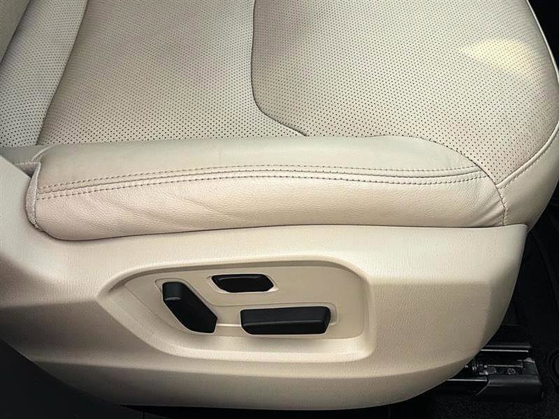 Used 2020 MAZDA CX-9 Touring w/ Touring Premium Package image 56