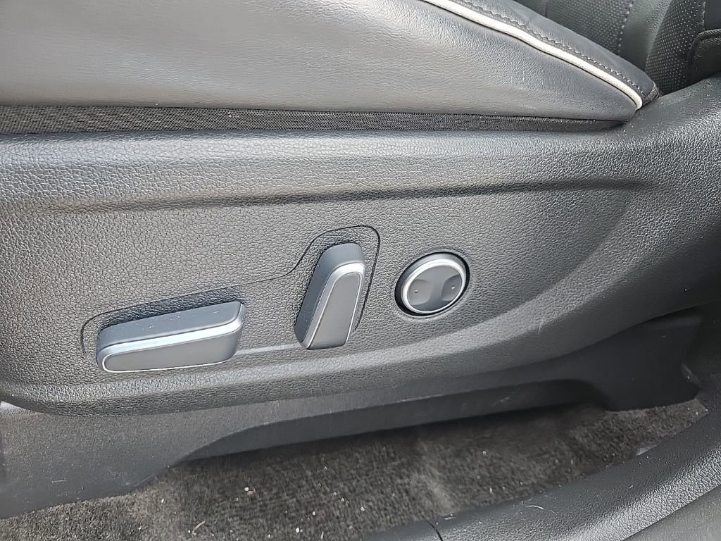 Used 2025 Hyundai Palisade SEL AWD/4WD image 35