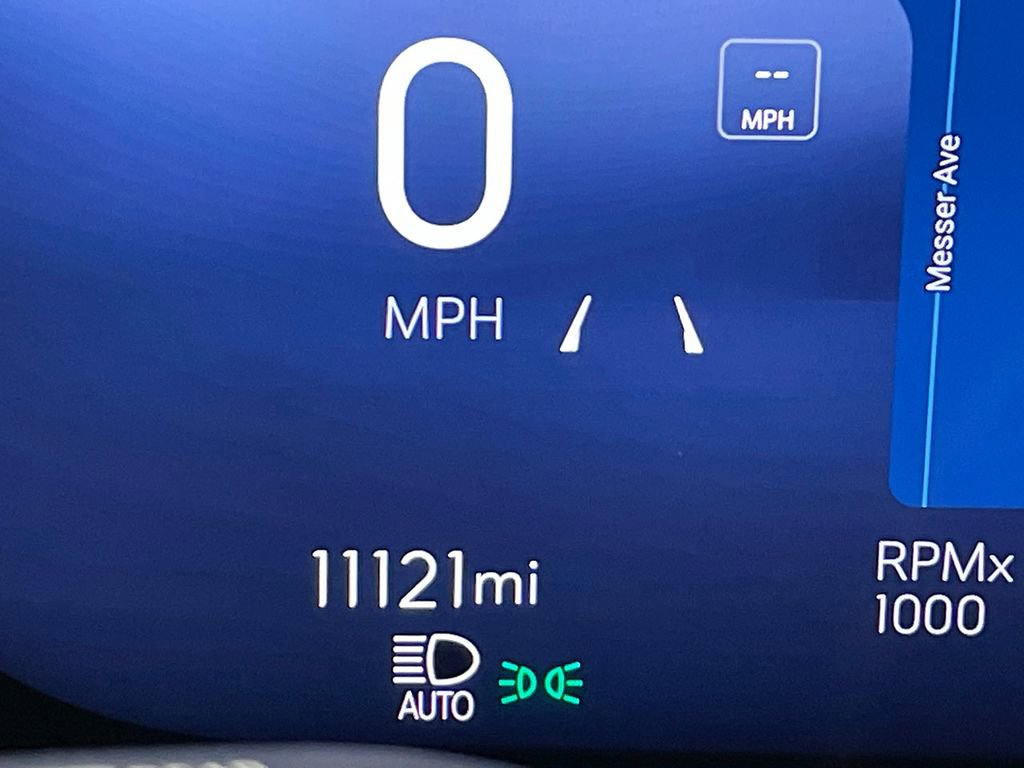 Used 2025 Buick Envision Sport Touring image 6